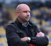 Bob Peeters veut bousculer Charleroi mais: "Nous allons jouer 11 rencontres avant ce match"