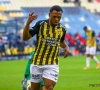 Vitesse l'emporte grâce à un doublé d'Openda, Vlap buteur avec Twente