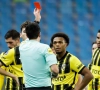 🎥 Openda expulsé, Vitesse s'incline à domicile 