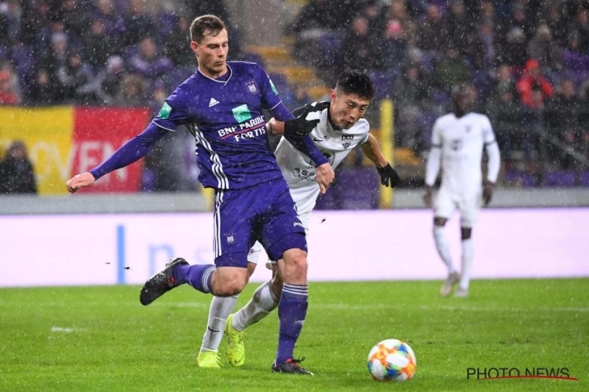 Fred Rutten aurait annoncé à un de ses éléments qu'il ne jouerait plus cette saison