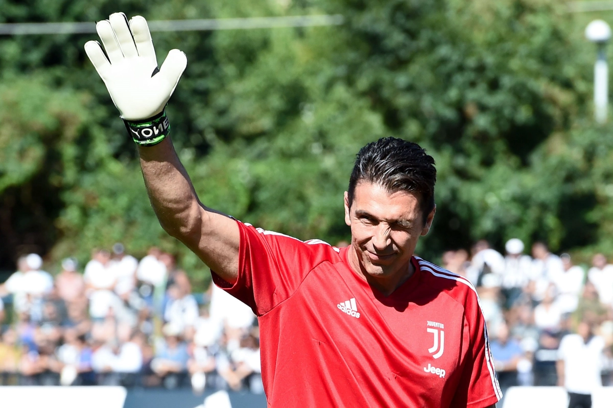 Gianluigi Buffon renié et qualifié de "traître" à Parme