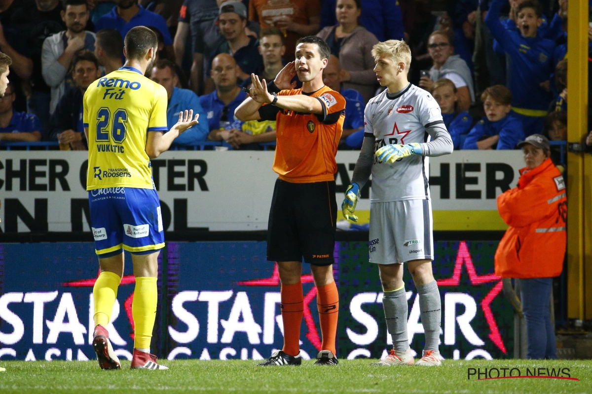 Waasland-Beveren envisage de porter plainte contre l'arbitrage du match face à Mouscron