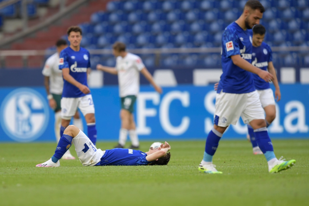 🎥 Autobut,  nouvelle désillusion et toujours pas de victoire pour Schalke, le Bayer sauve les meubles 