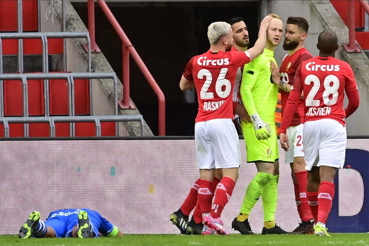 Le Standard de Liège, grâce à un très grand Arnaud Bodart, renoue avec la victoire 