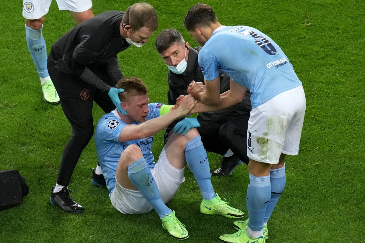 La faute de Rüdiger sur De Bruyne, une légende du football néerlandais réagit : "Cette intervention était presque criminelle"