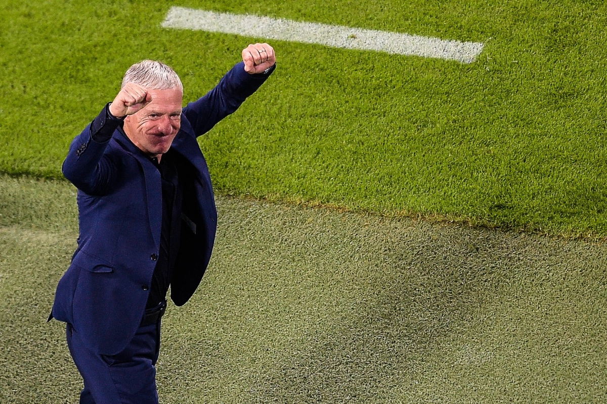 OFFICIEL: Deschamps reste à la tête des Bleus