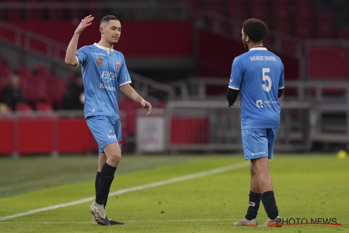 🎥 Magnifiques images : l'Ajax Amsterdam rend hommage à un adversaire atteint d'un cancer