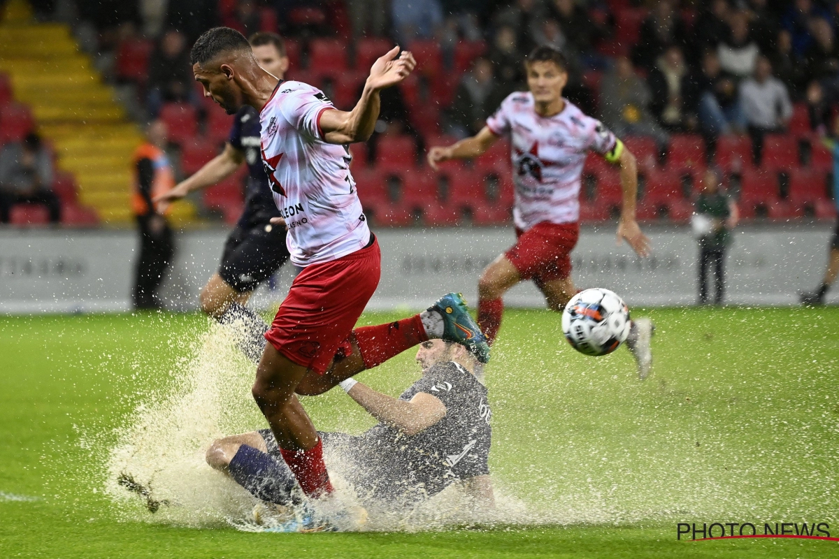 De persona non grata à sauveur, le début de saison étrange de Zinho Gano à Zulte Waregem : "Heureux que cela se soit éclairci"