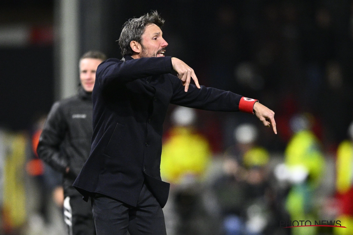 Van Bommel comprend la réaction des supporters: "J'aurais réagi de la même manière"