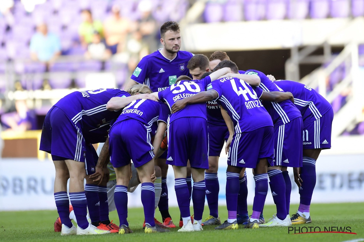 🎥 Un ancien d'Anderlecht cartonne en Conférence League sous John van den Brom