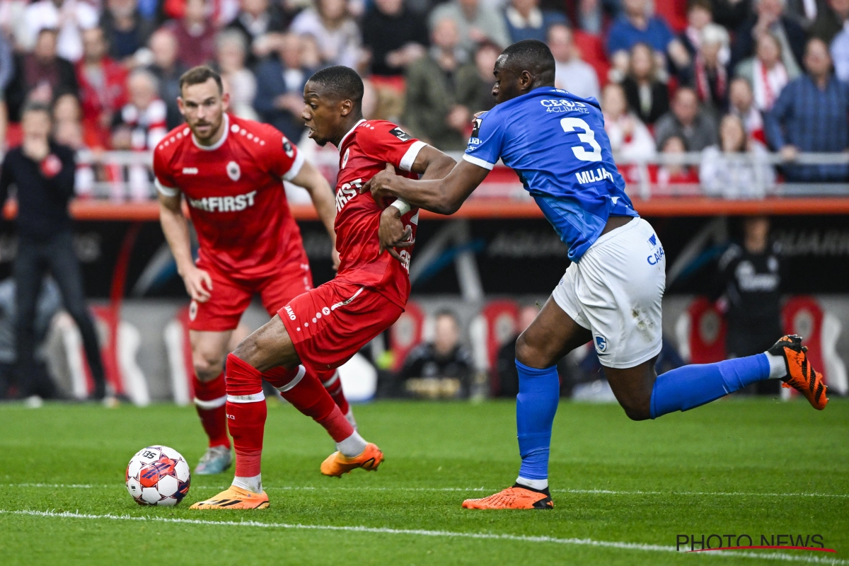 "L'arbitre a joué un grand rôle" dans la défaite de Genk face à l'Antwerp