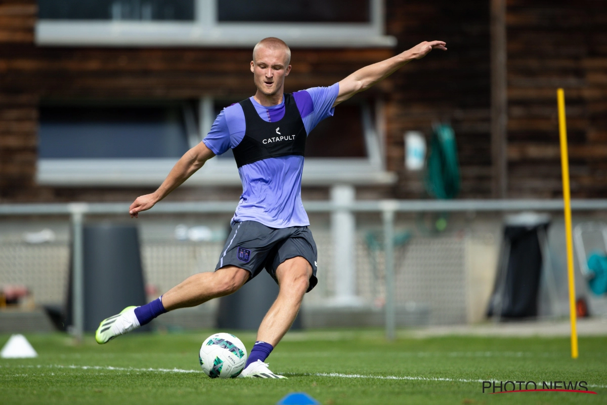 "Dolberg ? Je pense qu'il est vraiment trop bon pour Anderlecht" 