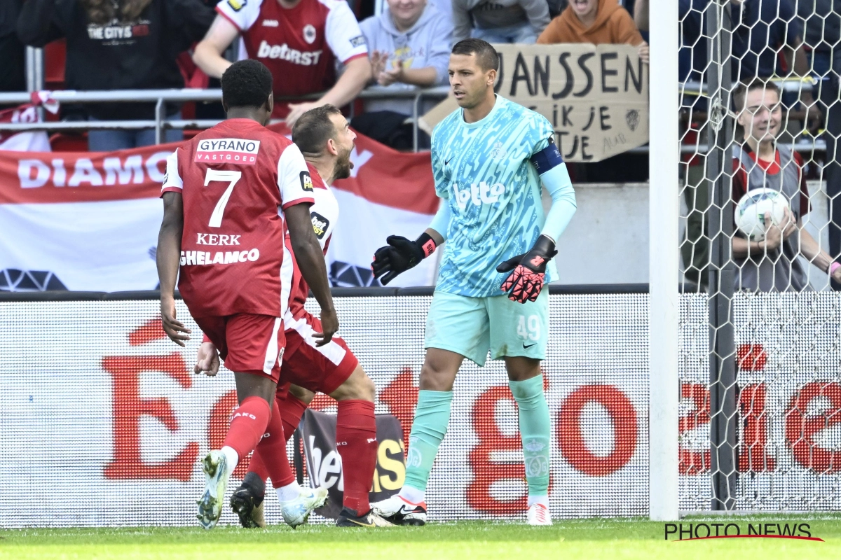 Vincent Janssen revient sur la manière dont il a chambré Anthony Moris : "Ce n'est peut-être pas bien mais..."