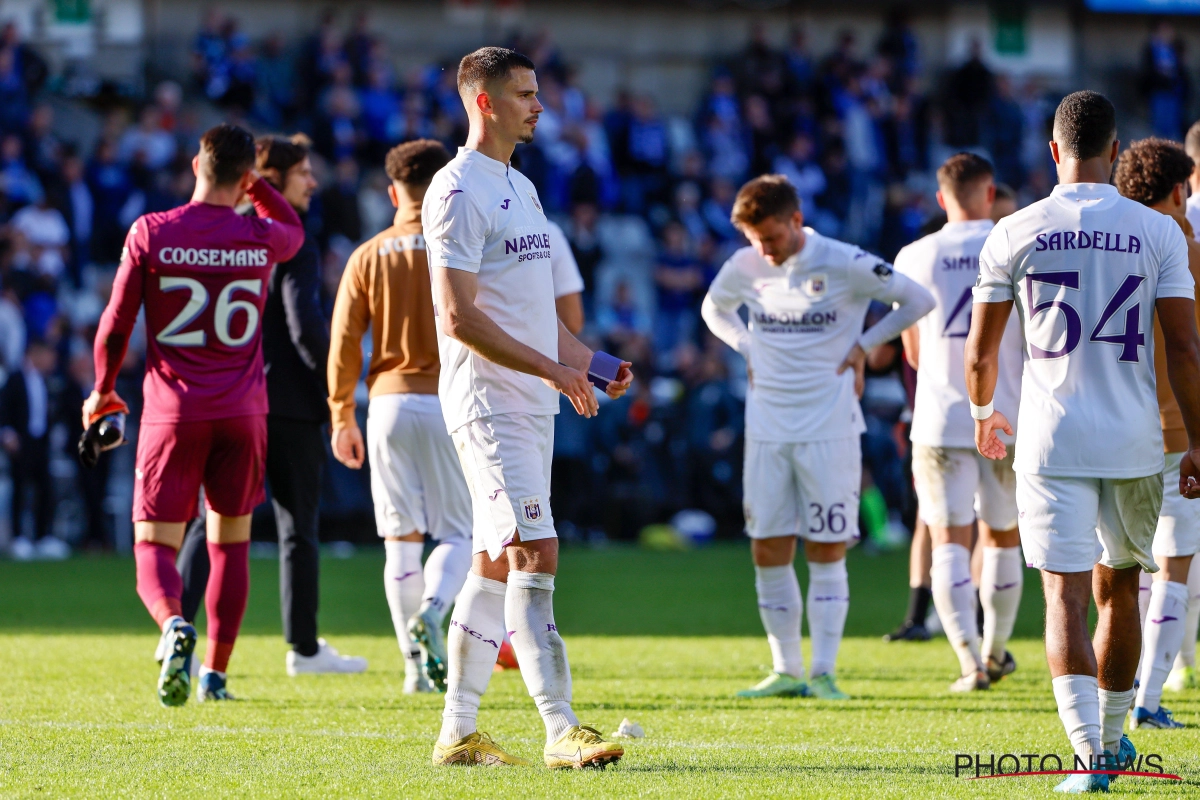 Un Anderlechtois n'y va pas de main morte : "Notre plus mauvais match de la saison"