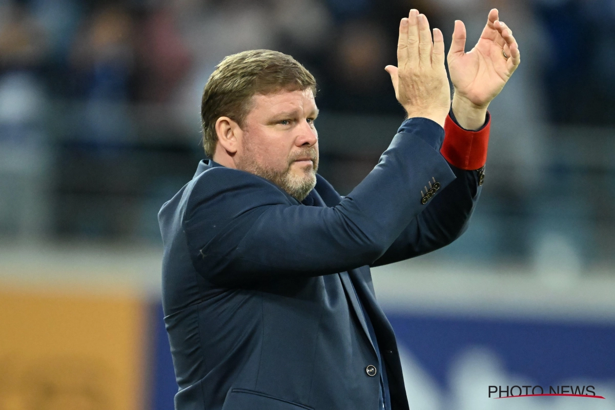 A en croire Hein Vanhaezebrouck, il ne restera pas longtemps en Pro League : "Ce sera bientôt le meilleur défenseur belge"