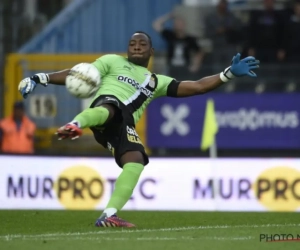 Le Sporting de Charleroi déroule mais peut remercier Mandanda