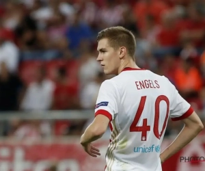 Le coach de Reims David Guion donne des conseils à Björn Engels