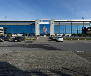 Une piste pour les clubs belges ? Un ancien coach à succès de Mouscron est sur le marché