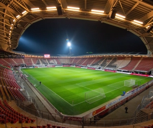 📷 Stupeur aux Pays-Bas : le stade de l'AZ Alkmaar ravagé par une tempête