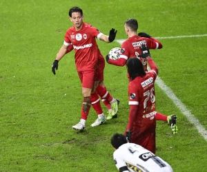 Cristian Benavente n'a pas souhaité fêté son but contre Charleroi: "Une marque de respect"