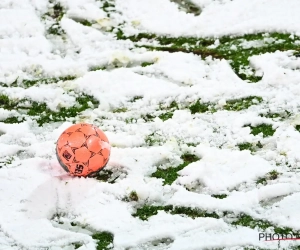 Alerte neige ! Un club de Pro League fait appel... aux supporters pour déneiger le terrain d'entraînement