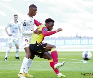 Officiel : Arnaud Kalimuendo est le nouveau coéquipier d'Arthur Theate à Rennes