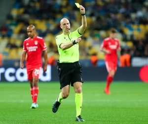 L'arbitre de Dynamo Kiev-Benfica s'emmêle les pinceaux et commet une boulette