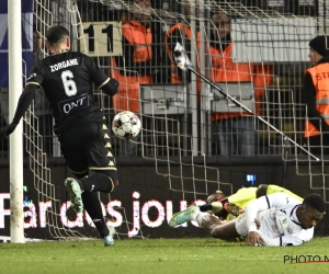 La phase polémique de Charleroi-STVV: fallait-il valider le but d'Adem Zorgane? 