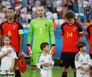  La relève chez les Diables ? Pas encore dans son club : son entraîneur confirme qu'il commencera la saison sur le banc