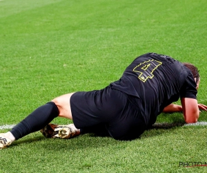 📷 Ce joueur de l'Union craque après un jet de bière : il adresse un geste obscène aux supporters du Standard !