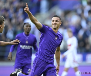 Jan-Carlo Simic ne regrette rien : "J'ai choisi Anderlecht malgré des offres de la moitié de la Serie A"