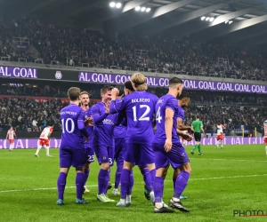 Anderlecht écrase un Courtrai apathique, mais ça ne calme pas les anti-Vandenhaute 