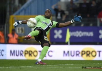 Le Sporting de Charleroi déroule mais peut remercier Mandanda