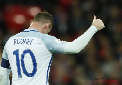 ? Un triplé dont un but du milieu de terrain, la magie Rooney frappe à nouveau à Goodison Park