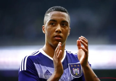 Youri Tielemans ne se voile pas la face: "Le stress s'est emparé de nous"