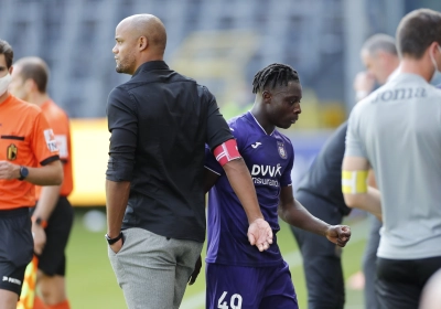 Kompany, Lavia, Doku... : les cracks de Neerpede rendent hommage à une légende qui quitte Anderlecht 