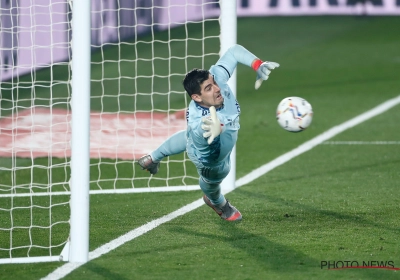 🎥 L'arrêt magnifique et décisif de Thibaut Courtois face à Liverpool