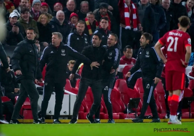 Le coach de Sambi Lokonga amer après la claque d'Anfield : "C'est un apprentissage pour les jeunes mais je n'aime pas apprendre comme ça"