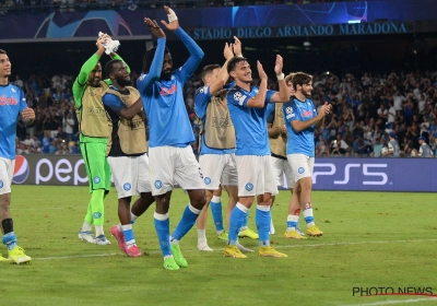 Le Napoli domine le Torino et prend seul la tête de Serie A 