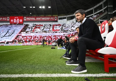 Une crise à l'Antwerp ? "Je prends cela comme un compliment" réagit Van Bommel