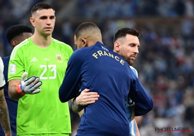 📷 Emiliano Martinez se paie encore la tête de Kylian Mbappé