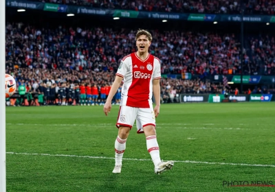 🎥 Le futur du football belge : Mika Godts décisif avec l'Ajax ! 