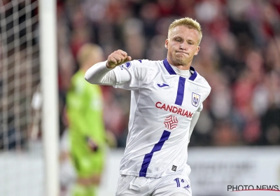 "Trop sûrs de nous" : Kasper Doberg a son explication sur la deuxième mi-temps d'Anderlecht...et charge aussi l'arbitrage