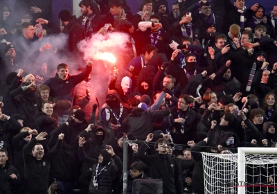 📷 Des supporters d'Anderlecht présents dans les tribunes à Riga malgré l'interdiction de l'UEFA ? 