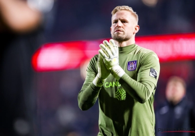 Kasper Schmeichel a répondu à Carl Hoefkens de la meilleure des manières 