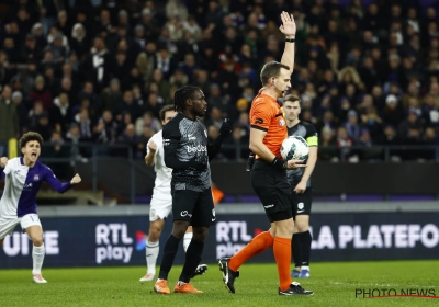 Un ancien arbitre l'affirme : "Genk a raison de demander à rejouer le match !"