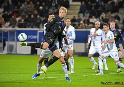 🎥 Une poussée qui semble évidente : Anderlecht et Dolberg devaient-ils obtenir un penalty à Louvain ? 