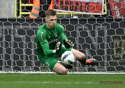 Jean Butez toujours bloqué à l'Antwerp : Anderlecht semble maintenant loin, un autre club change de cible... l'Angleterre désormais en pôle ?