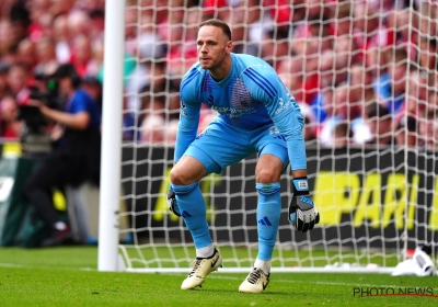 🎥 Le duel à distance avec Casteels continue : Matz Sels sort le grand jeu avec Nottingham