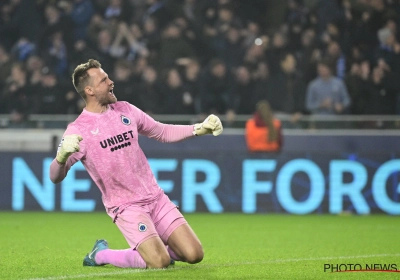 Simon Mignolet donne son avis de gardien sur le penalty improbable obtenu par Bruges contre Aston Villa : "C'est ce que je fais toujours pour éviter ça"